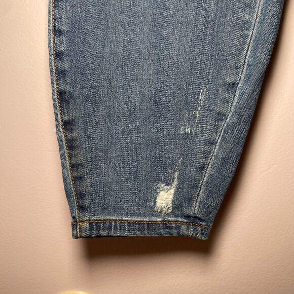 Judy Blue Women's size 14W Skinny Fit Medium Wash Red Plaid Distressed Jeans - Picture 6 of 8